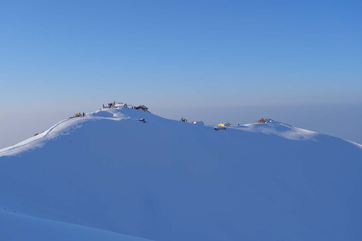 雪に包まれるビューポイント