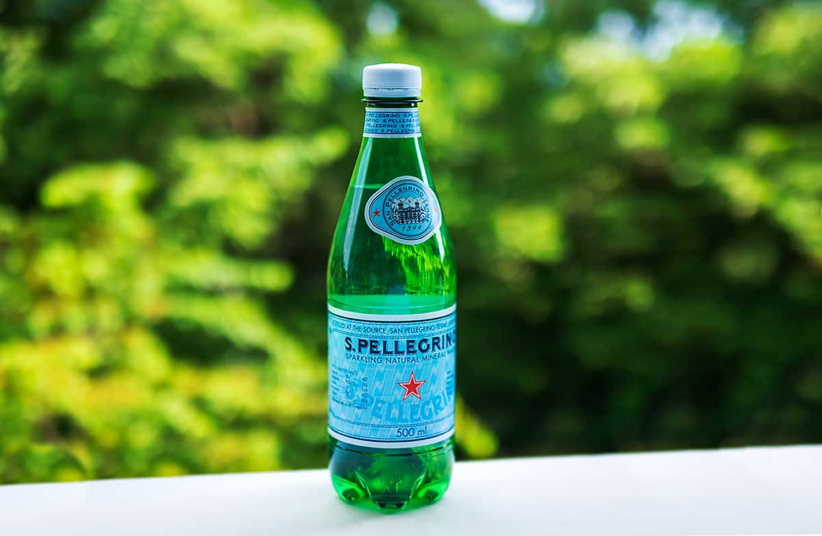 S.Pellegrinoの500ml×24本入り箱