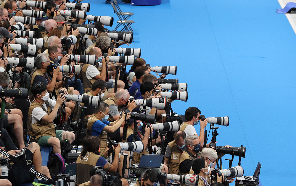 東京オリンピックで撮影するプロカメラマン
