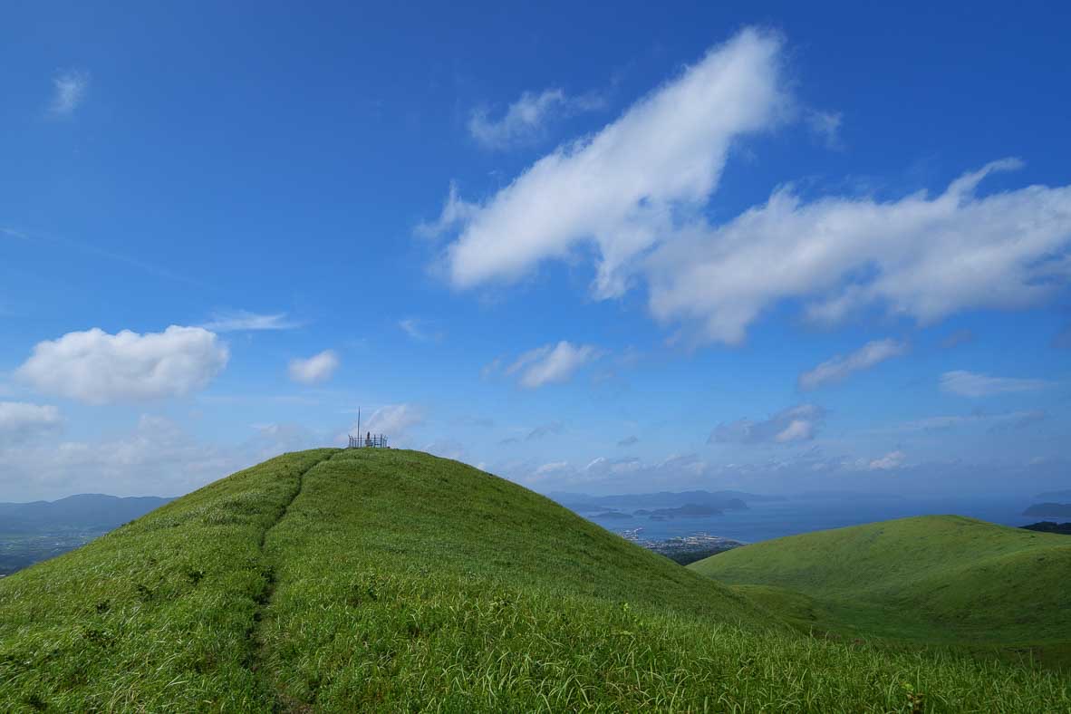 鬼岳と雲